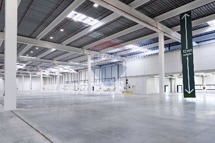 Foto Capannone industriale a Roncello di 25480 m² in affitto