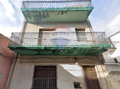 Foto Appartamento in Via Nuova, Valverde di 106 m² con 4 locali in vendita