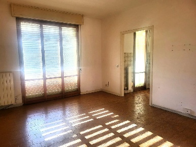 Foto Appartamento a Cascina Centro di 115 m² con 5 locali in vendita