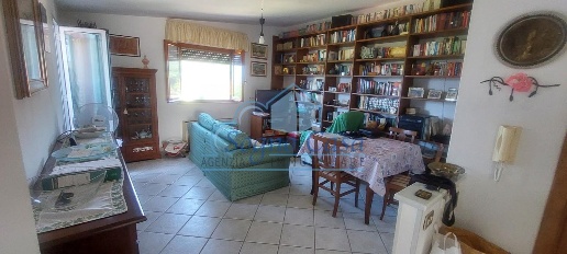 Foto Appartamento a Luni Casano Dogana Isola di 80 m² con 5 locali