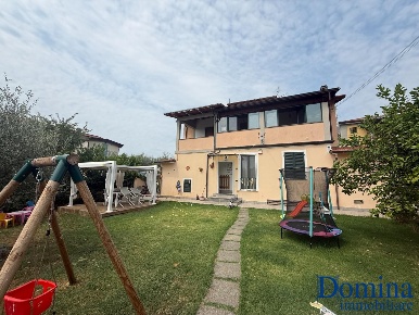 Foto Appartamento a Massa Mirteto di 95 m² con 4 locali in vendita