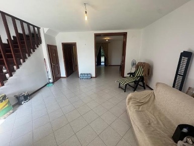 Foto Villa a schiera a Calci Centro di 220 m² con 8 locali in vendita