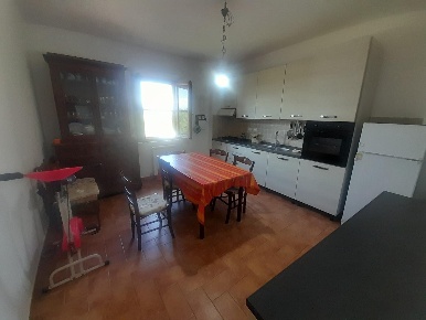 Foto Casa indipendente a Vecchiano di 175 m² con 6 locali in vendita