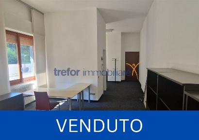 Foto Ufficio in via Kennedy, San Donato Milanese Centro di 68 m² in vendita