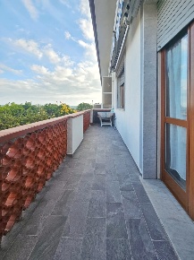 Foto Appartamento in Via P. Ratti 32, Ameglia Fiumaretta Di Ameglia