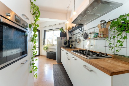 Foto Appartamento in Via Stazione 11, Aci Castello Centro di 52 m²