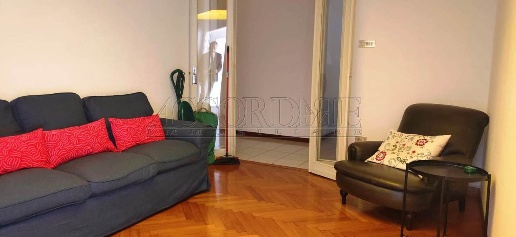 Foto Appartamento in VIA FOSCOLO, Padova Stazione di 140 m² con 6 locali