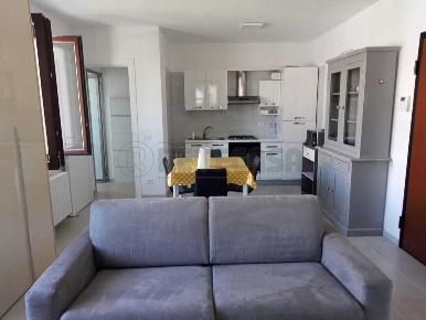 Foto Appartamento in VIA STAZIONE, Crema di 30 m² con 1 locali in affitto