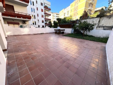 Foto Appartamento in Via Madonna dell'asilo, Vasto di 105 m² con 4 locali