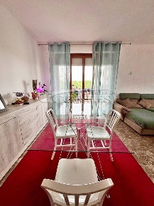 Foto Appartamento in Via San Bartolomeo, Perugia di 140 m² con 5 locali