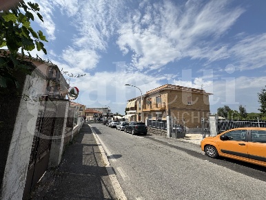 Foto Appartamento in Via San Paolo Apostolo 17, Marino di 75 m² in vendita