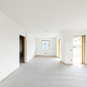 Foto Appartamento in Via Amleto Bertoni, Saluzzo di 120 m² con 4 locali