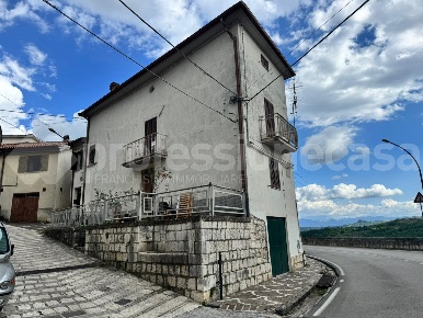 Foto Casa indipendente in Via Elena Regina 34, Forlì del Sannio Centro
