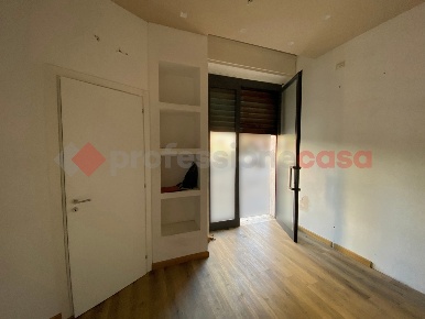 Foto Negozio a Livorno Piazza Roma - Borgo Cappuccini di 16 m² con 1 locali