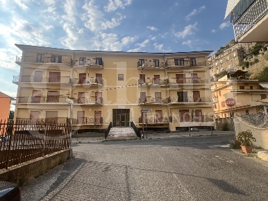 Foto Appartamento in Via ELISABETTA NOTO 56, Amantea Centro di 500 m²