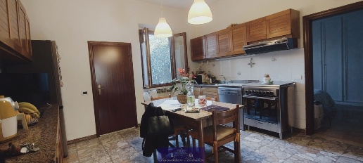 Foto Appartamento in Via Livornese, Lastra a Signa Centro di 120 m²