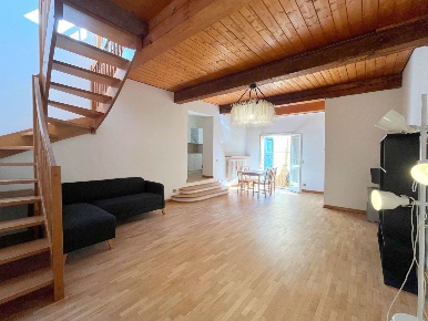 Foto Appartamento in Via Drapperie, Bologna Centro Storico di 80 m²