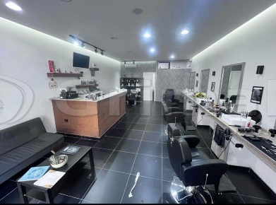Foto Attività commerciale in Via Fratelli Rosselli 53, Qualiano di 80 m²