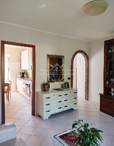 Foto Appartamento a Massa Castagnola di 112 m² con 6 locali in vendita