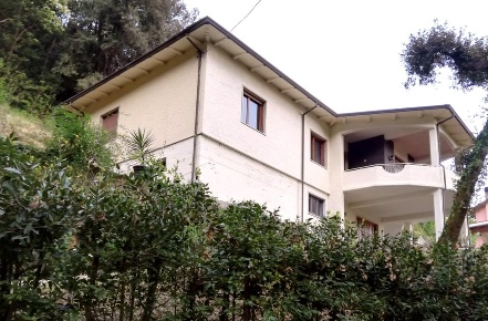 Foto Casa indipendente a Carrara Stadio, Sant'Antonio, Marasio di 130 m²