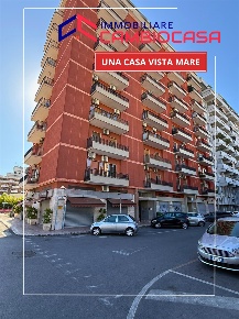Foto Appartamento in via sabato 30, Taranto Tre Carrare di 155 m²