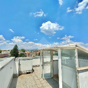 Foto Appartamento in via guglielmo marconi, Sutri di 85 m² con 3 locali