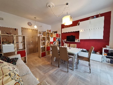 Foto Appartamento a San Severino Marche Centro di 80 m² con 4 locali