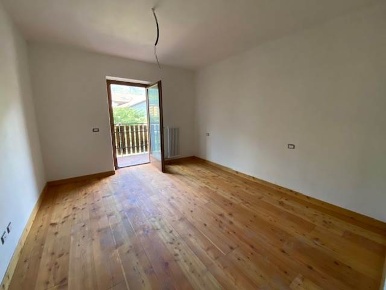 Foto Appartamento in Via Circonvallazione 11, Verrès Centro di 80 m²