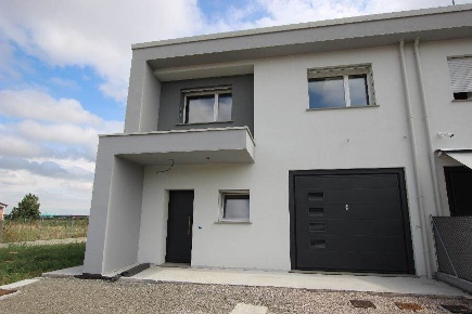 Foto Villa bifamiliare in VIA PERTINI, Sala Bolognese di 142 m² in vendita