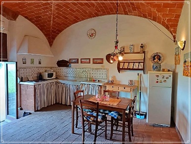 Foto Appartamento a Castagneto Carducci Centro di 53 m² con 2 locali