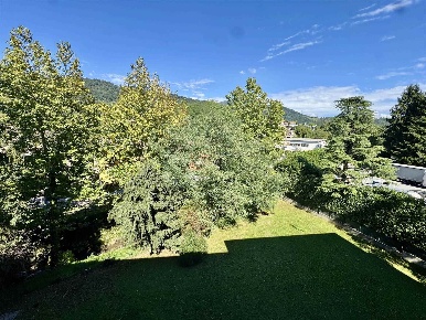 Foto Appartamento in VIA VALLE GAVARNIA  2, Scanzorosciate di 67 m²