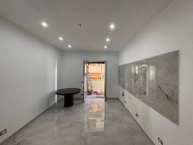 Foto Appartamento in Via Melpomene, Roma Torre Angela di 75 m² con 3 locali