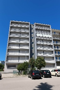 Foto Appartamento in Via Renato Candida 3, Agrigento di 110 m² con 4 locali