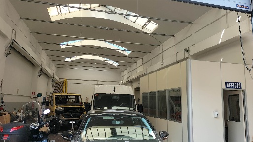 Foto Capannone industriale a Livorno Corea di 450 m² con 1 locali