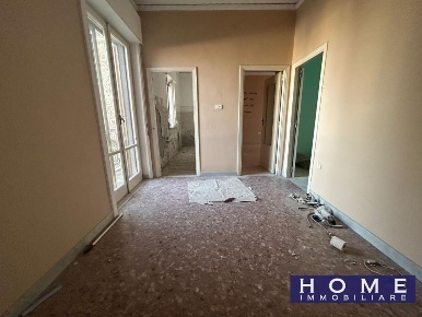 Foto Appartamento a Frattamaggiore di 100 m² con 4 locali in vendita