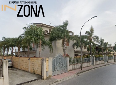 Foto Villa unifamiliare in via dello Sport, Siderno Centro di 345 m²
