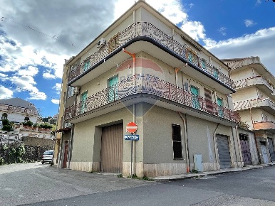 Foto Appartamento in via asiago, Francavilla di Sicilia di 140 m²
