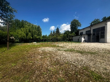 Foto Locale commerciale in Ofantina, Manocalzati di 140 m² in affitto