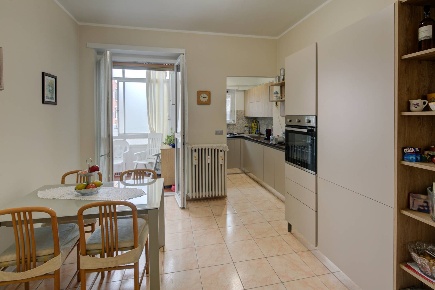 Foto Appartamento in VIA PIAVE, Rivoli Coop - Vecco di 90 m² con 3 locali