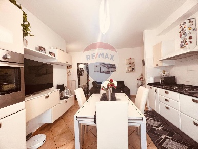 Foto Appartamento a Castellina Marittima di 66 m² con 3 locali in vendita