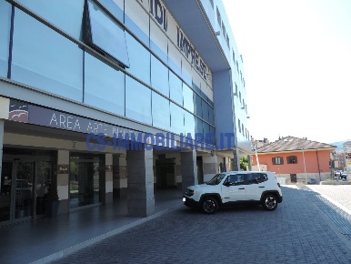 Foto Ufficio in Via Del Gallitello, Potenza Centro di 112 m² con 4 locali