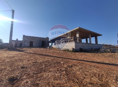 Foto Rustico a Laterza di 390 m² con 3 locali in vendita