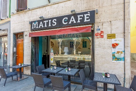 Foto Bar in Strada Massimo D'azeglio, Parma Parco Ducale - Oltretorrente