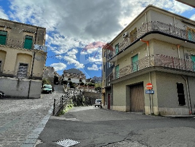 Foto Appartamento in asiago, Francavilla di Sicilia di 140 m² con 4 locali