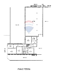 Foto Capannone industriale a Usmate Velate Usmate di 2700 m² in affitto