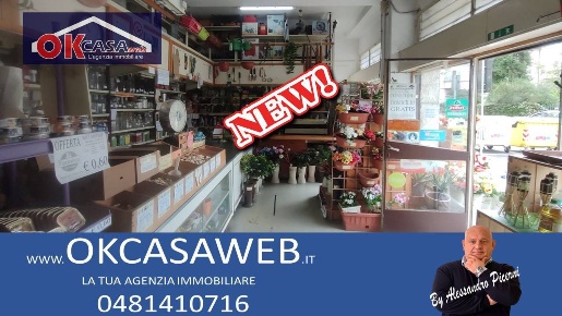 Foto Attività commerciale in Via Don Fanin, Monfalcone di 97 m² in vendita
