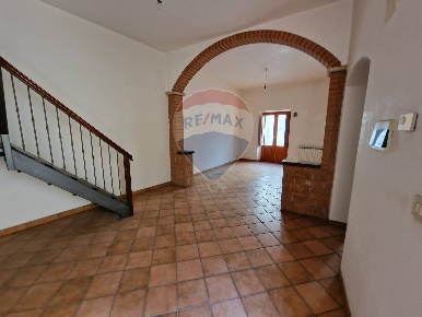 Foto Casa indipendente in via Nino Bixio, Francavilla di Sicilia di 90 m²