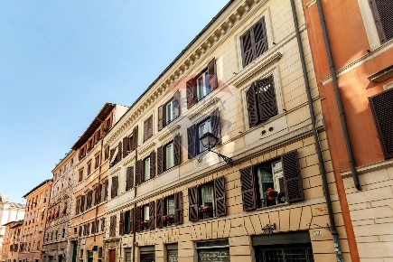 Foto Appartamento in Via Dei Banchi Vecchi, Roma Via Giulia di 48 m²