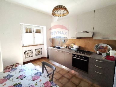 Foto Appartamento a Carbonia Centro di 80 m² con 4 locali in vendita