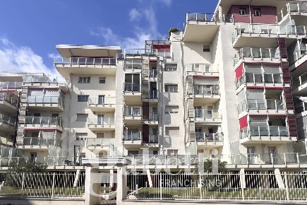 Foto Appartamento in Via Vandalino 38, Grugliasco Centro di 70 m²